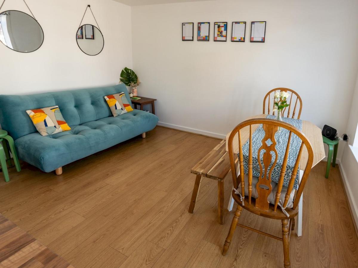 Pass The Keys Modern Stylish Apartment With Parking Bournemouth Eksteriør billede